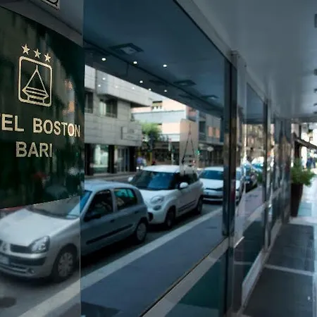 Hotel Boston