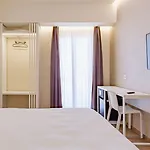 Ξενοδοχείο Boston 4*