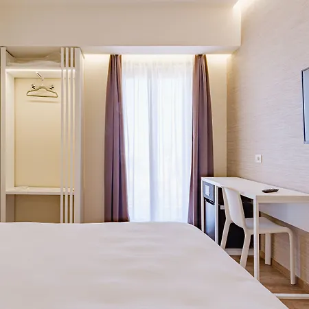Otel Boston 4*