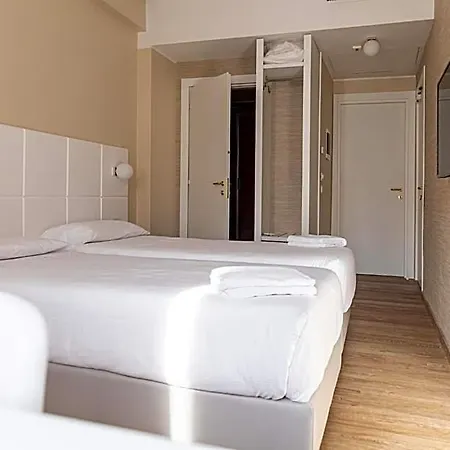 Boston Hotel 4*